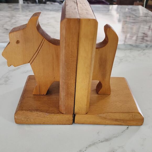 Scottie Terrier Hand carved wooden book ends - Picture 1 of 3